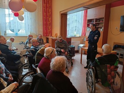 Spotkanie z policjantem – zdjęcie 3