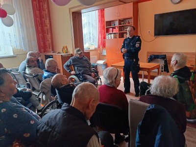 Spotkanie z policjantem – zdjęcie 2